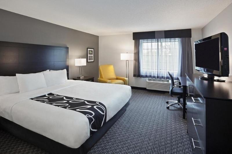 Knights Inn Cleveland/Macedonia Екстер'єр фото