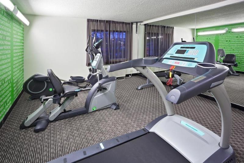 Knights Inn Cleveland/Macedonia Екстер'єр фото